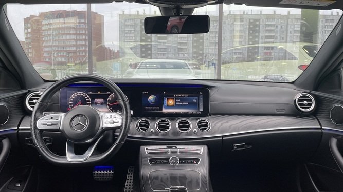 E 200