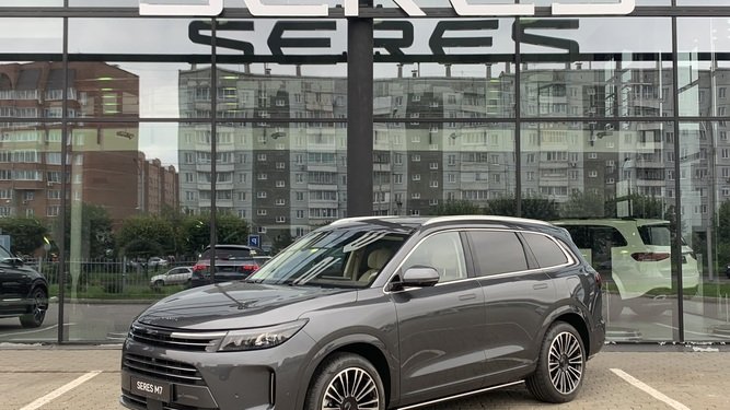 SERES M7 Premium 6 мест